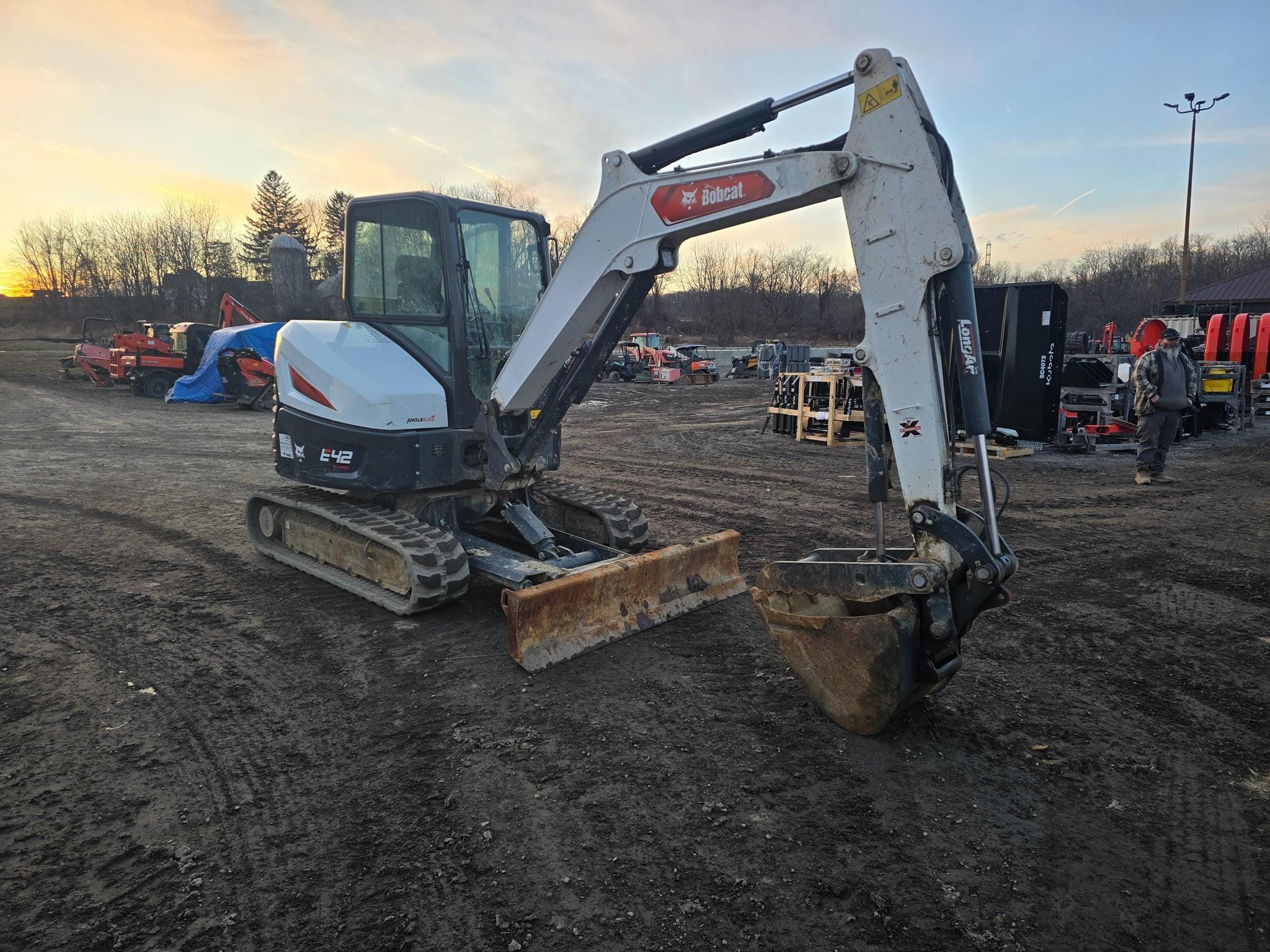 2023 Bobcat E42 Equipment Image0