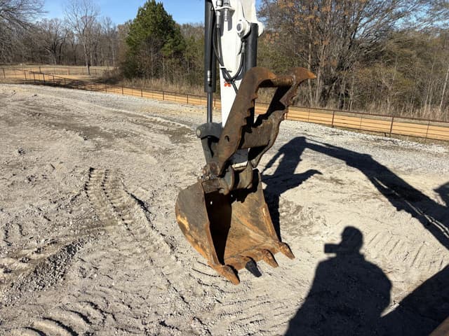 Image of Bobcat E42 equipment image 4