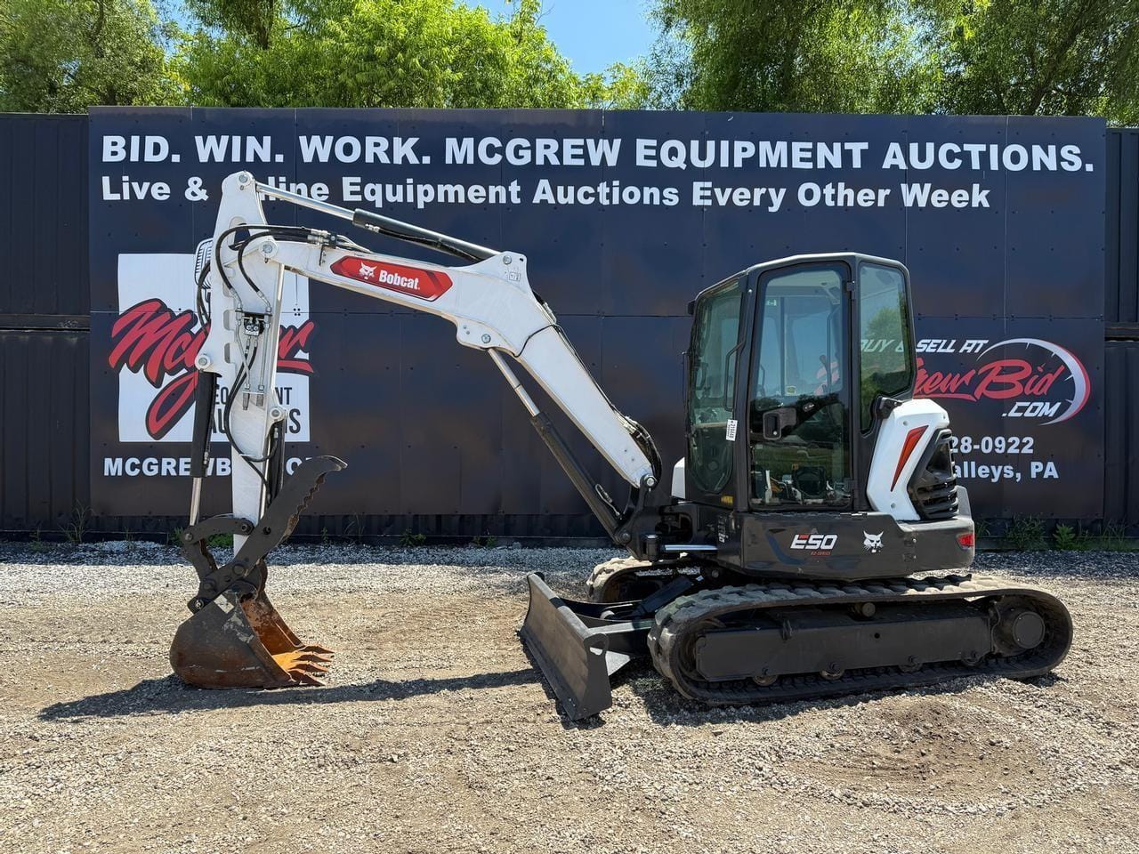 2023 Bobcat E50R2 Equipment Image0
