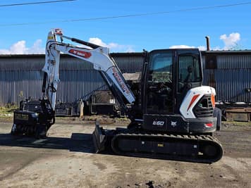 Main image Bobcat E60