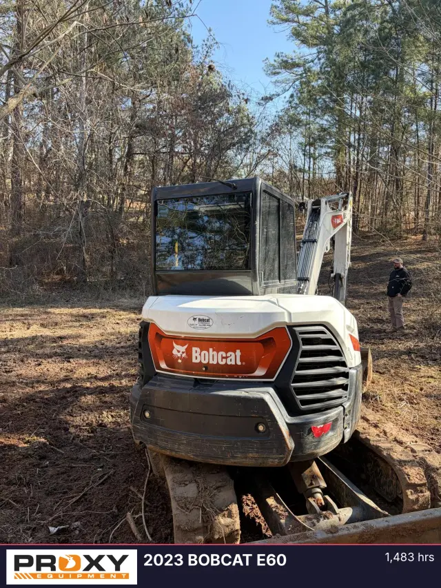 Image of Bobcat E60 equipment image 2