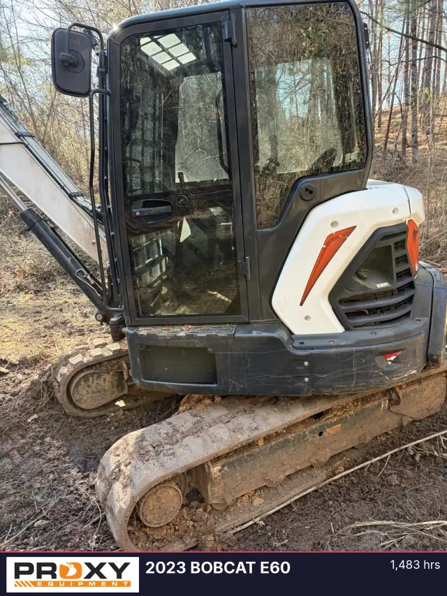 Image of Bobcat E60 equipment image 3