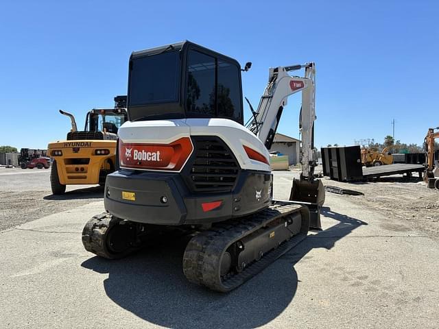 Image of Bobcat E60 equipment image 2