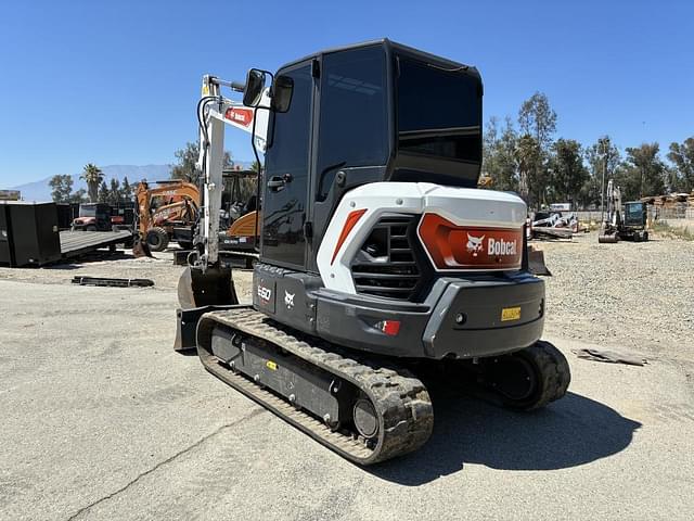 Image of Bobcat E60 equipment image 3