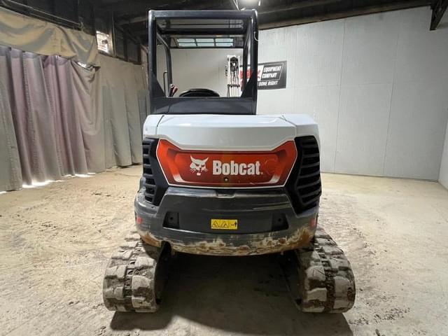 Image of Bobcat E60 equipment image 3