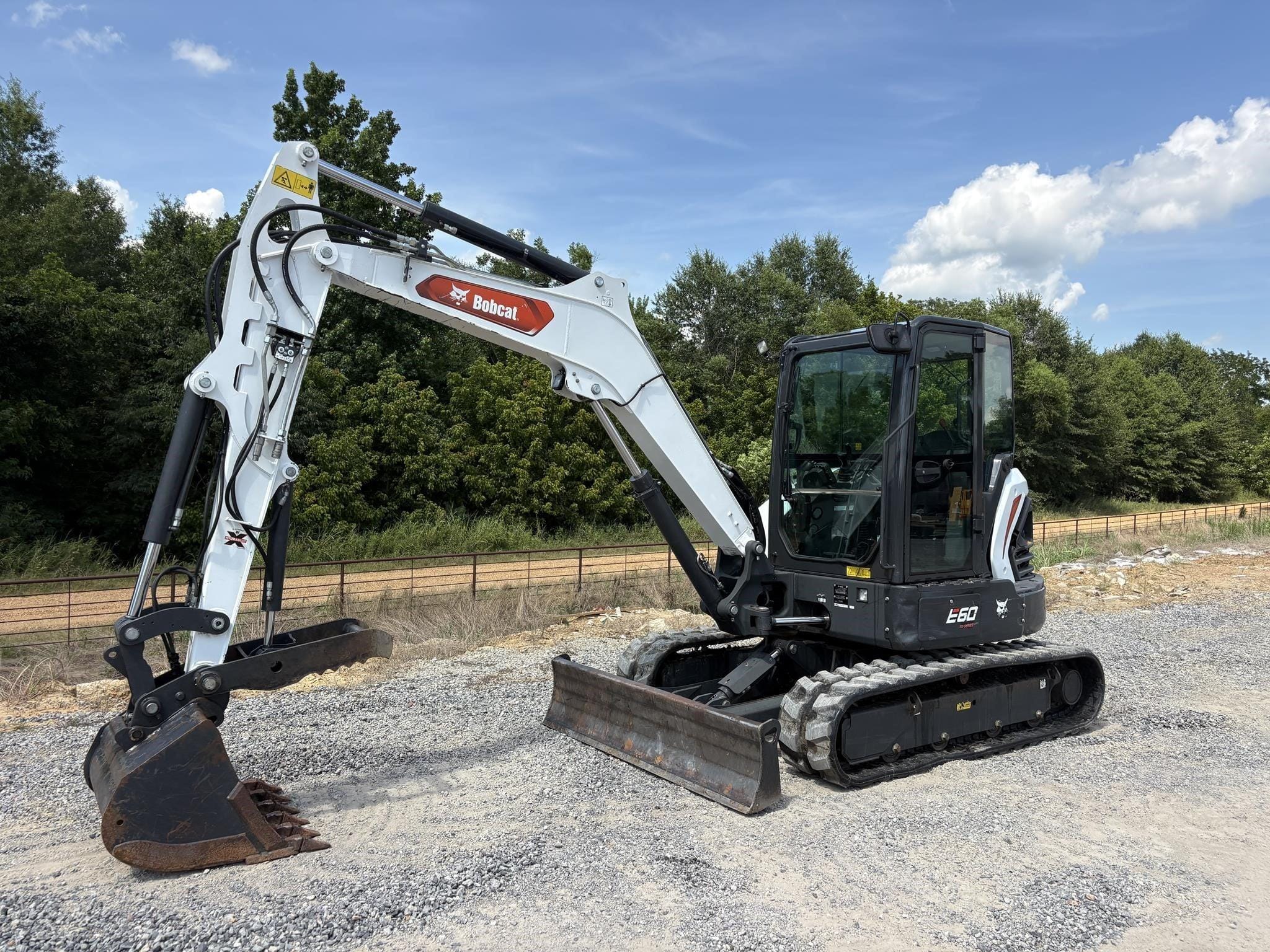 2023 Bobcat E60 Equipment Image0