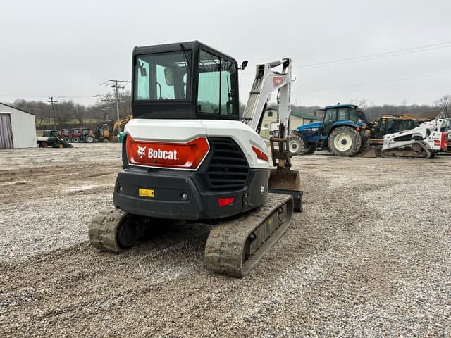 Image of Bobcat E60 equipment image 3