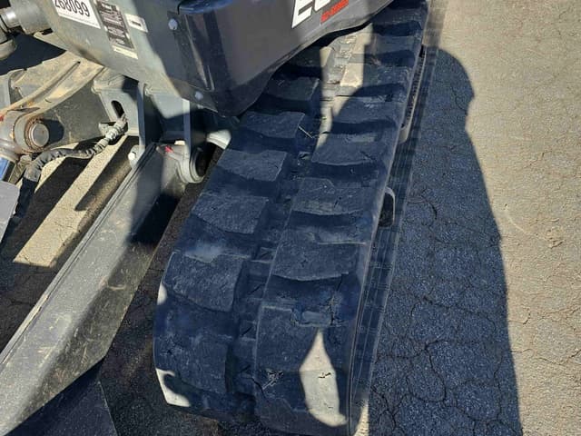 Image of Bobcat E88 equipment image 2
