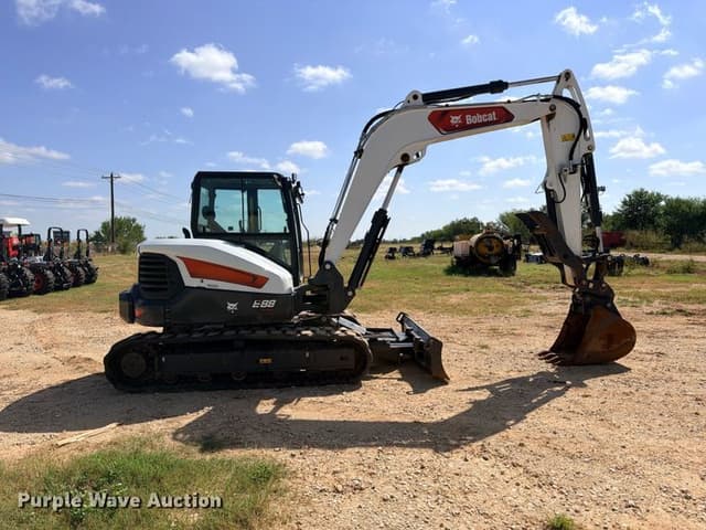 Image of Bobcat E88 equipment image 3
