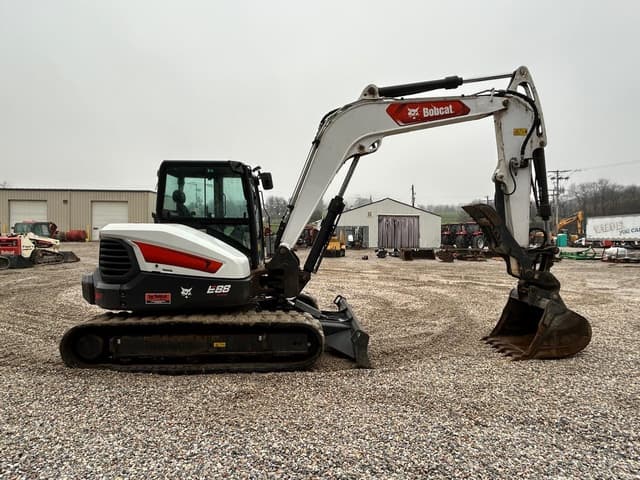Image of Bobcat E88 equipment image 4