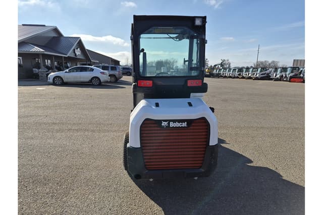 Image of Bobcat L23 equipment image 3