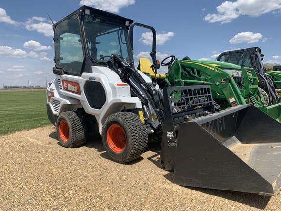 2023 Bobcat L28 Equipment Image0