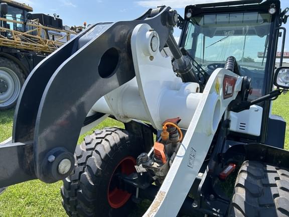 Image of Bobcat L85 equipment image 1