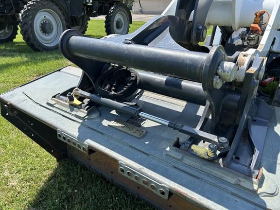 Image of Bobcat L85 equipment image 3