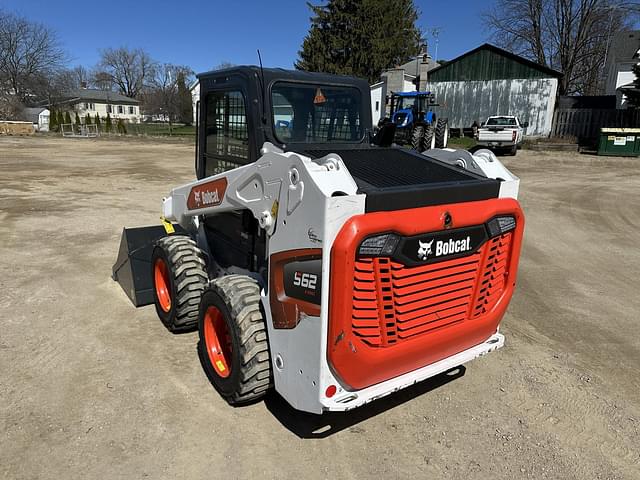 Image of Bobcat S62 equipment image 2