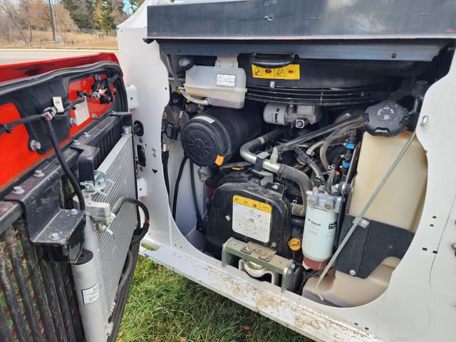 Image of Bobcat S62 equipment image 4