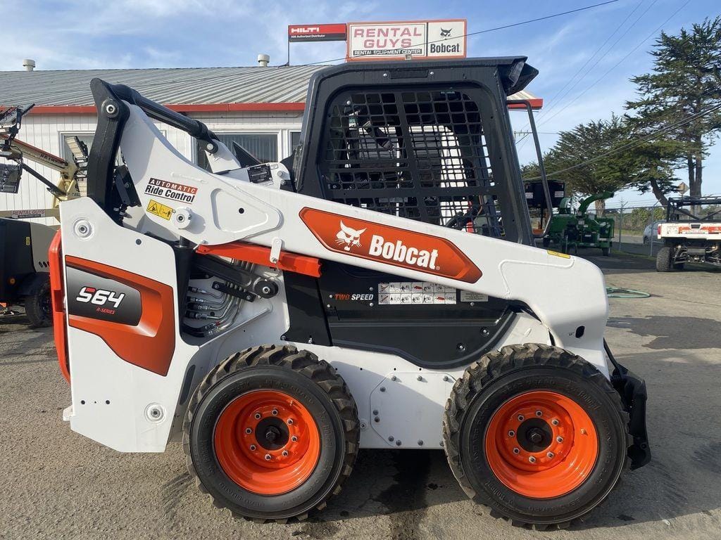 2023 Bobcat S64 Equipment Image0
