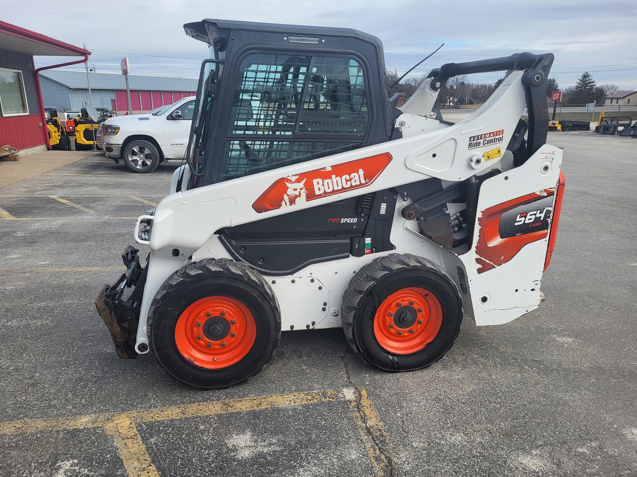 2023 Bobcat S64 Equipment Image0