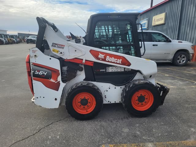 Image of Bobcat S64 equipment image 1
