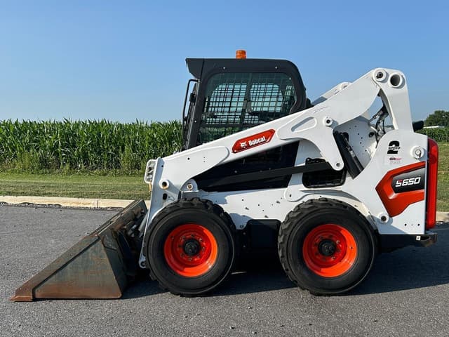 Image of Bobcat S650 equipment image 1