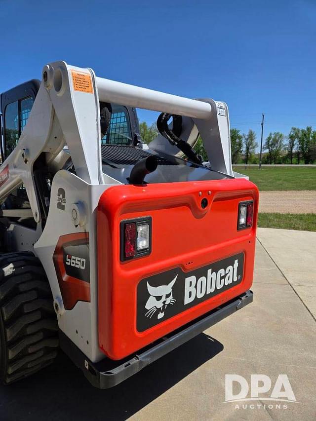 Image of Bobcat S650 equipment image 2