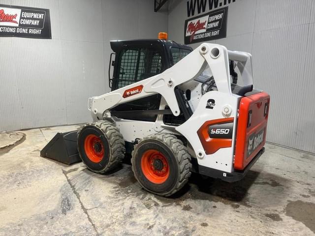 Image of Bobcat S650 equipment image 2