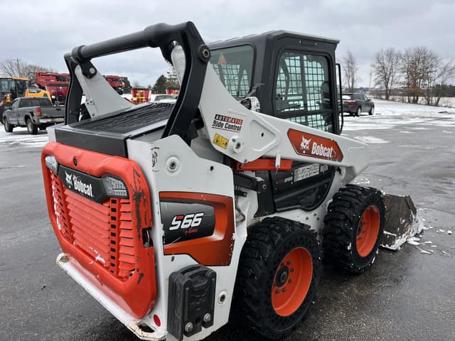 Image of Bobcat S66 equipment image 2