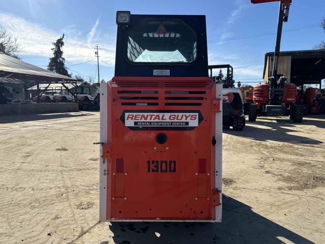 Image of Bobcat S70 equipment image 2