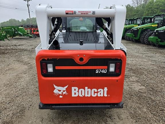 Image of Bobcat S740 equipment image 3