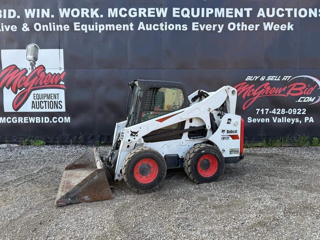 2023 Bobcat S740 Equipment Image0