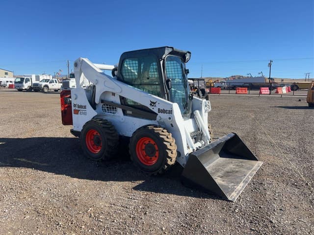 Image of Bobcat S740 equipment image 1
