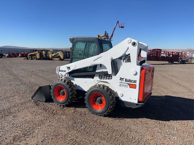 Image of Bobcat S740 equipment image 3