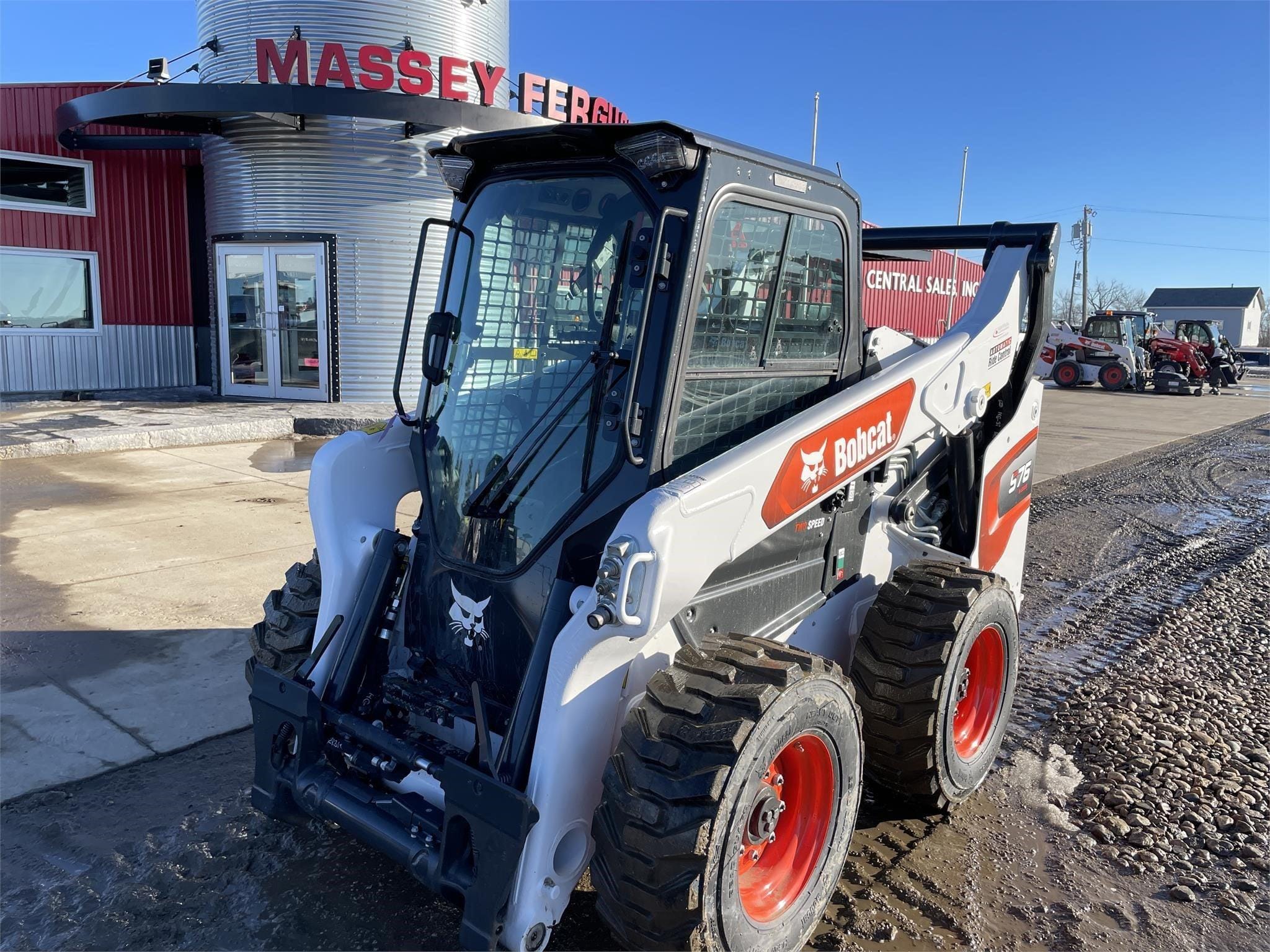 2023 Bobcat S76 Equipment Image0