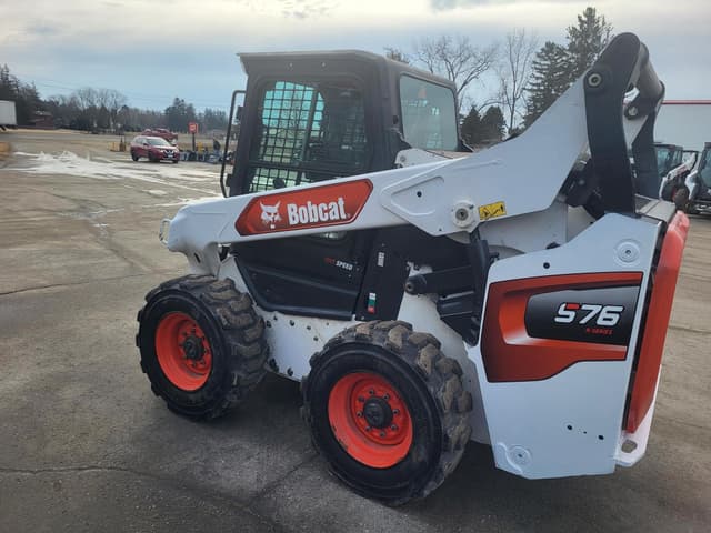 Image of Bobcat S76 equipment image 1