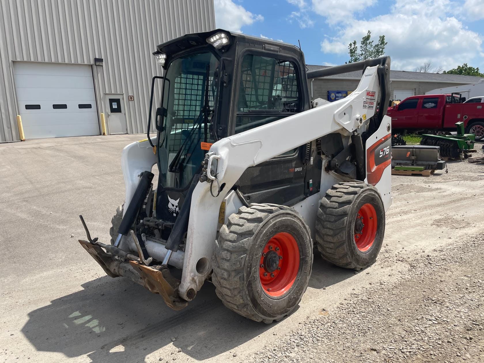 2023 Bobcat S76 Equipment Image0