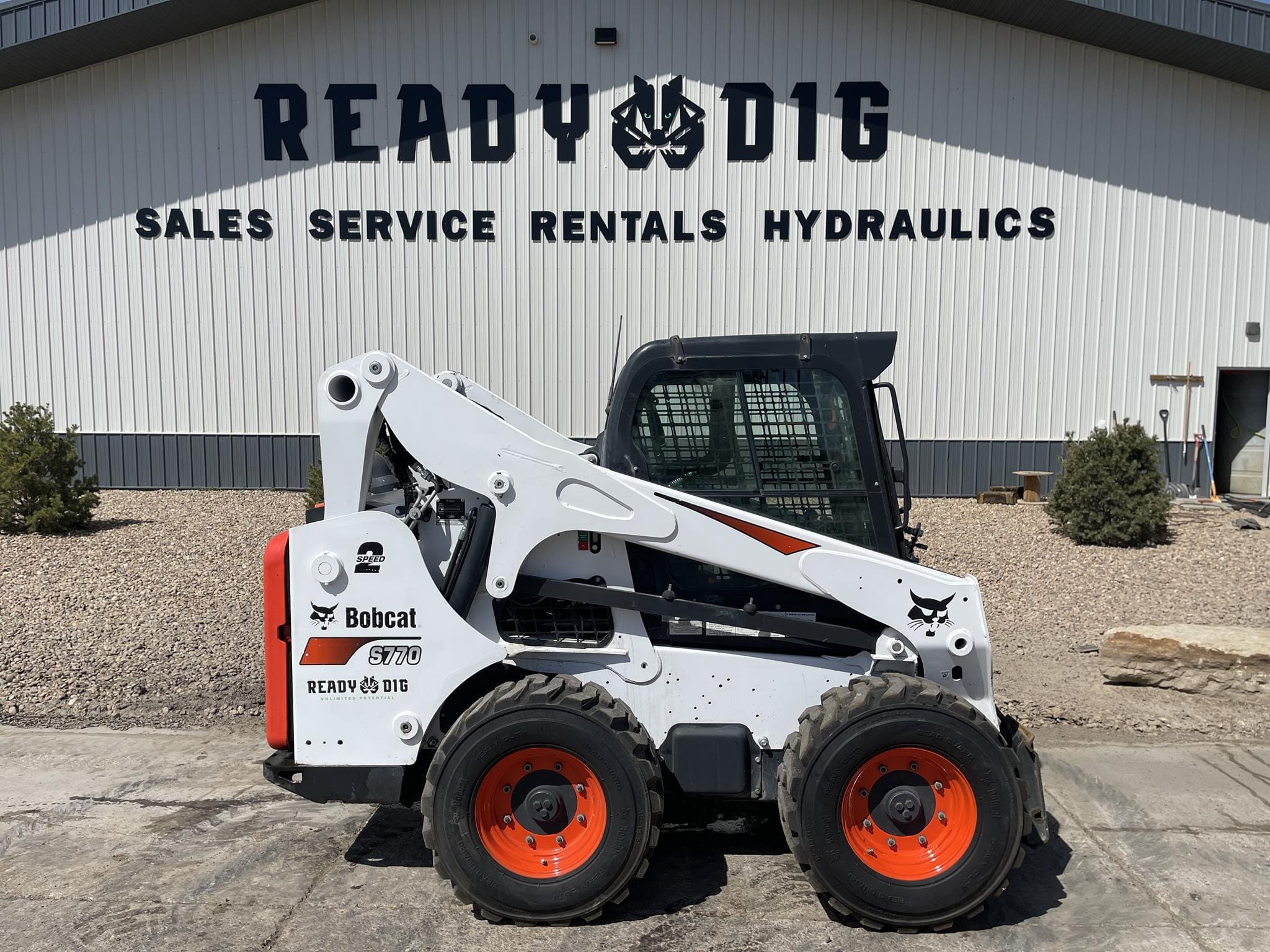 2023 Bobcat S770 Equipment Image0