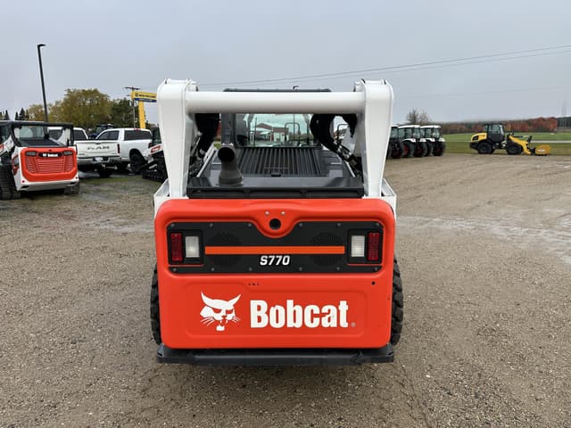 Image of Bobcat S770 equipment image 4