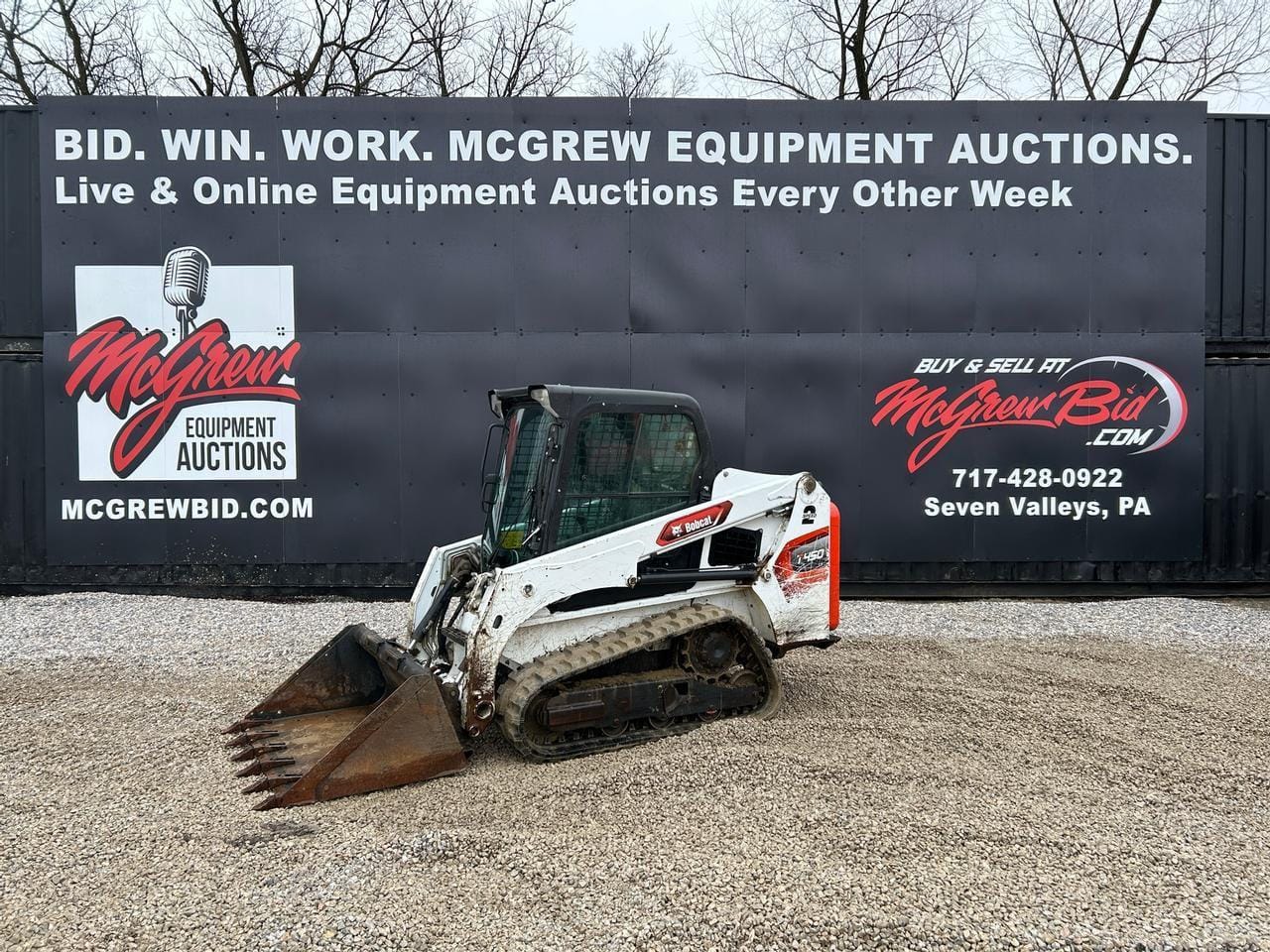 2023 Bobcat T450 Equipment Image0