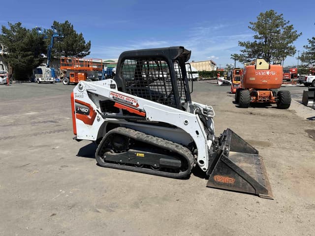 Image of Bobcat T450 equipment image 2