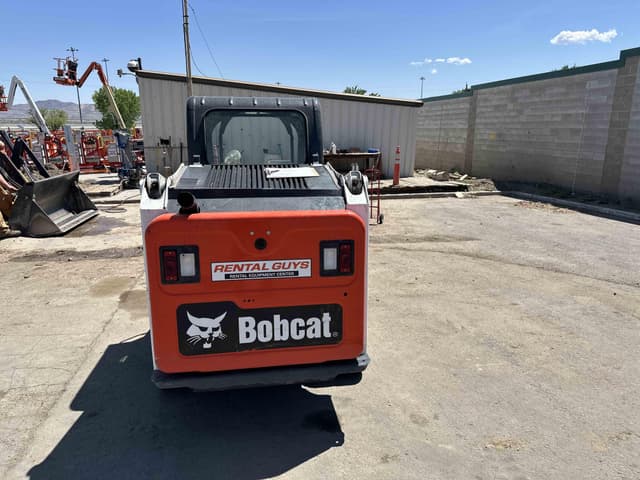 Image of Bobcat T450 equipment image 3