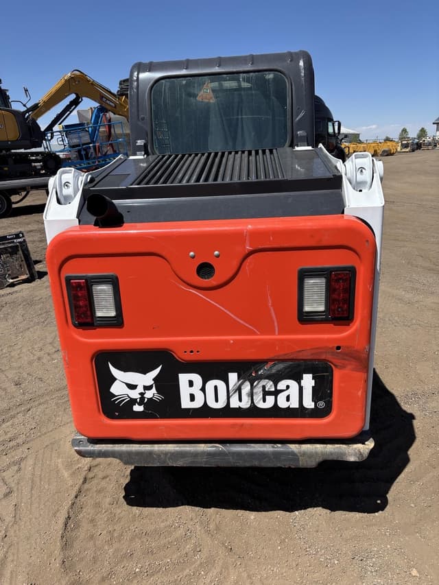 Image of Bobcat T450 equipment image 3