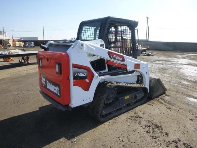 Image of Bobcat T450 equipment image 2