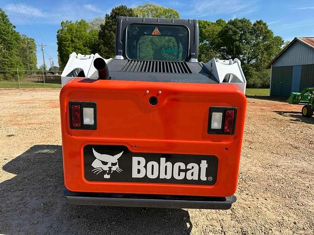 Image of Bobcat T550 equipment image 3