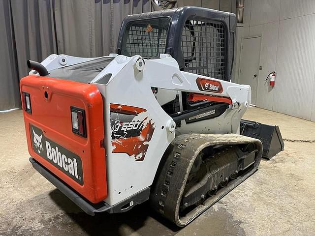 Image of Bobcat T550 equipment image 4