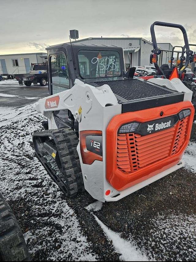 Image of Bobcat T62 equipment image 2