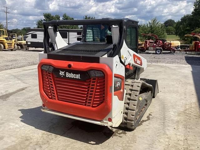 Image of Bobcat T64 equipment image 3