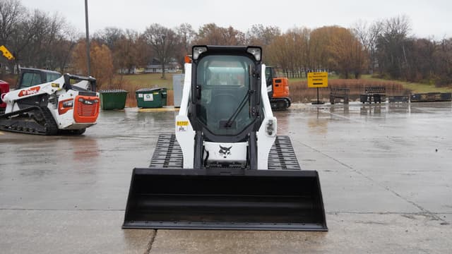 Image of Bobcat T650 equipment image 3