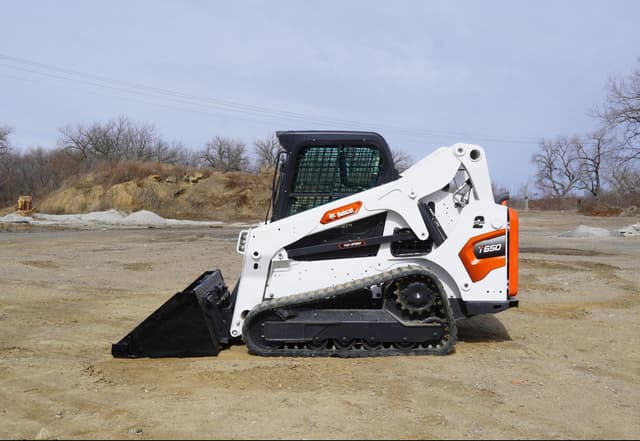 Image of Bobcat T650 equipment image 1