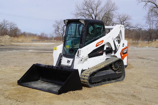 Image of Bobcat T650 equipment image 2