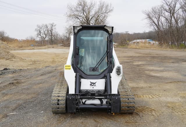 Image of Bobcat T650 equipment image 3